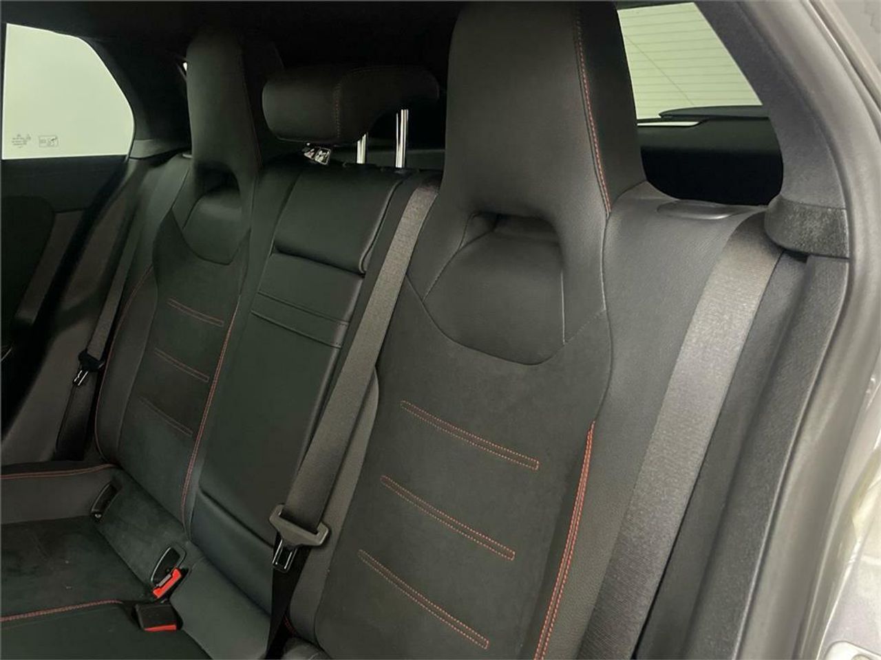 Mercedes CLA 200 d Shooting Brake - Foto 2