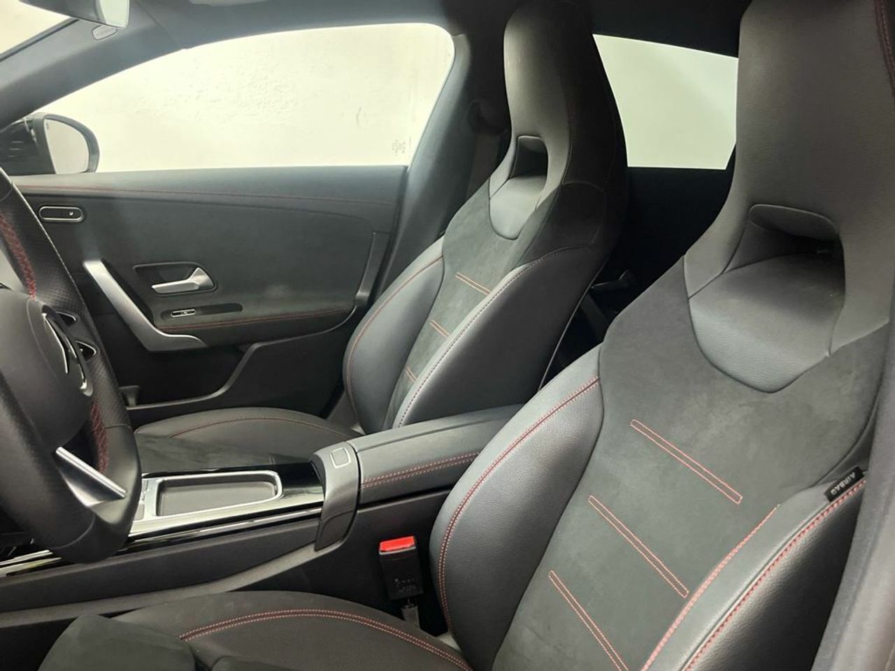 Mercedes CLA 200 d Shooting Brake - Foto 2