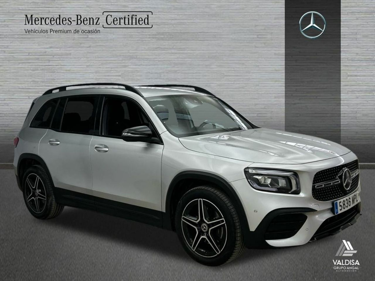 mercedes clase glb 2024 / foto grande (3)