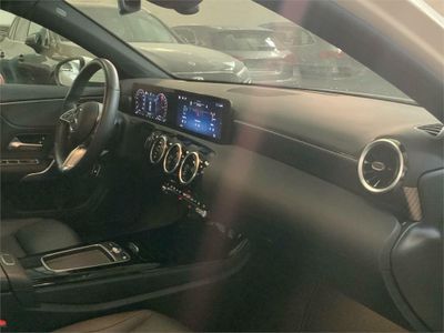 Mercedes Clase A 250 e Sedán