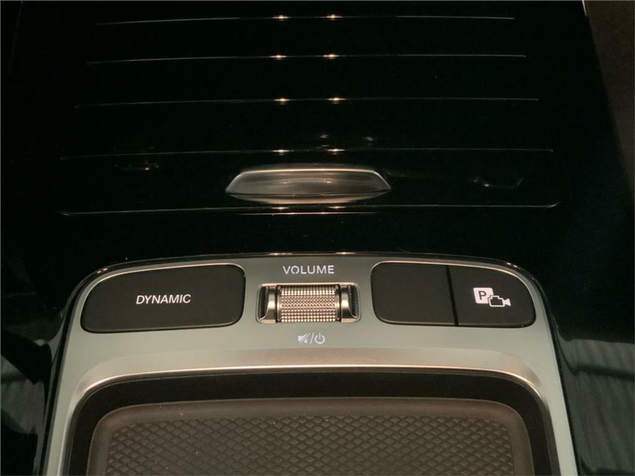 Mercedes Clase A 250 e Sedán - Foto 2