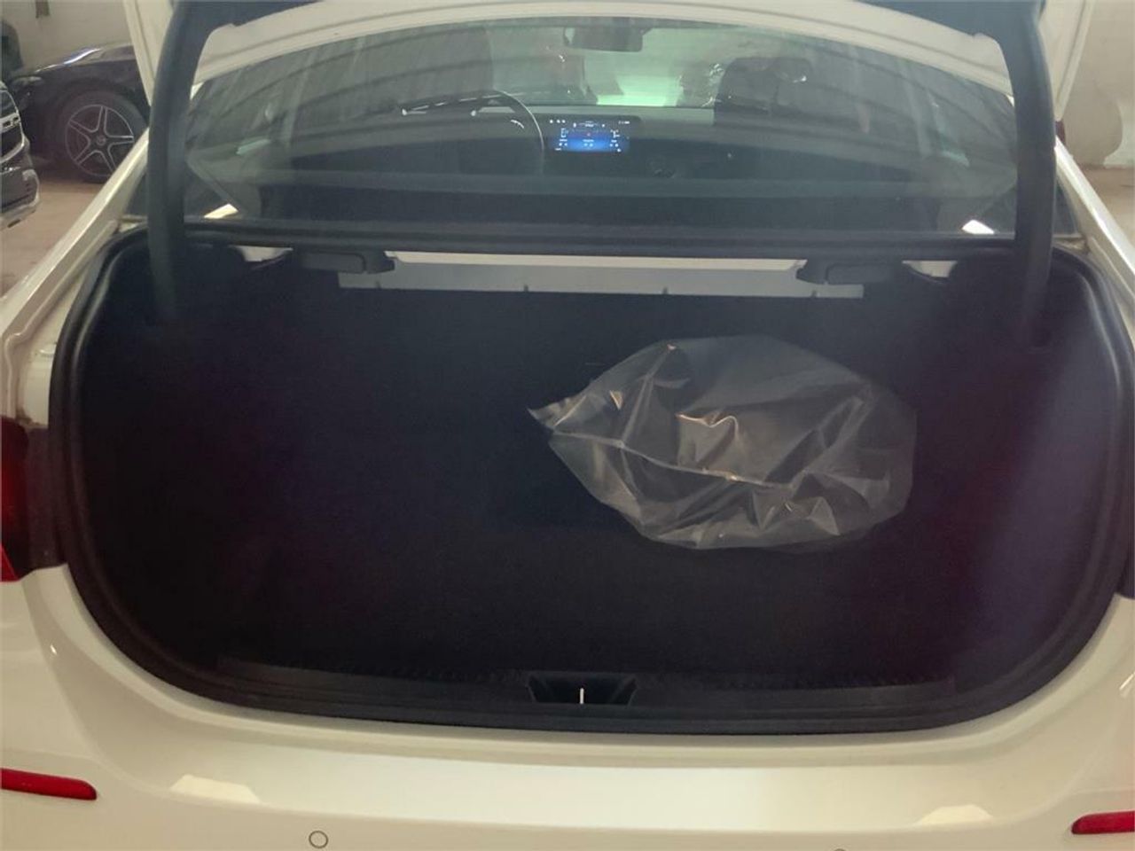 Mercedes Clase A 250 e Sedán - Foto 2