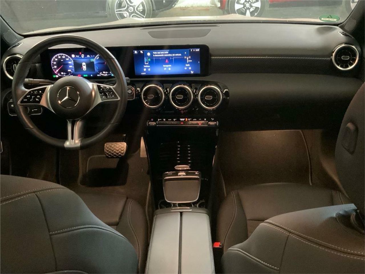 Mercedes Clase A 250 e Sedán - Foto 2