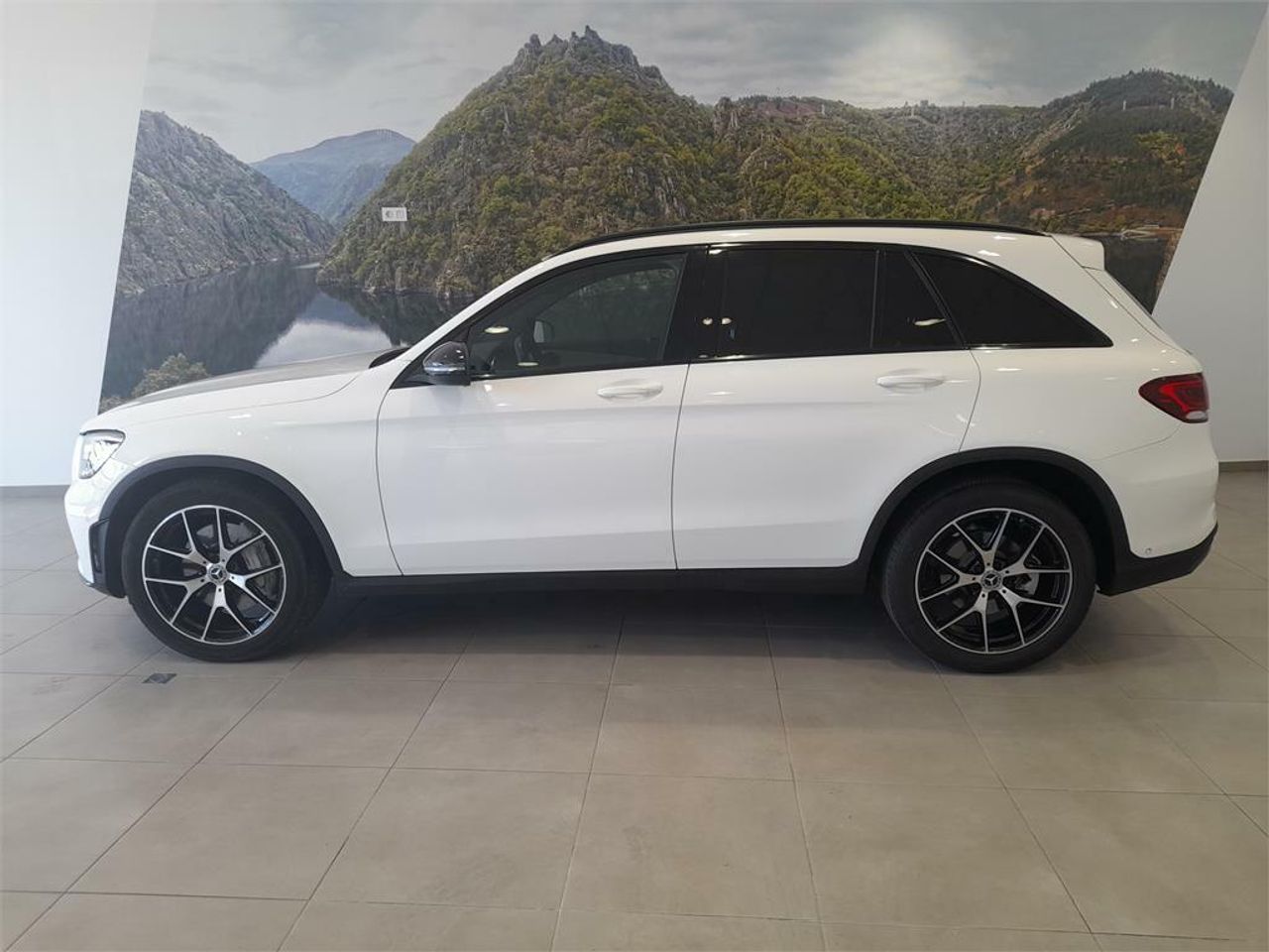 Mercedes GLC 200 d 4MATIC - Foto 2