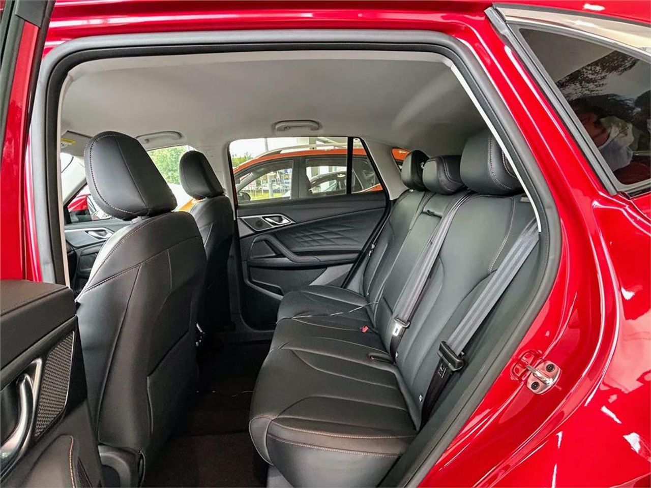 MG eHS 1.5T PHEV Luxury - Foto 2