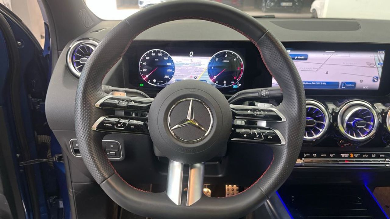 Mercedes GLA 200 d - Foto 2