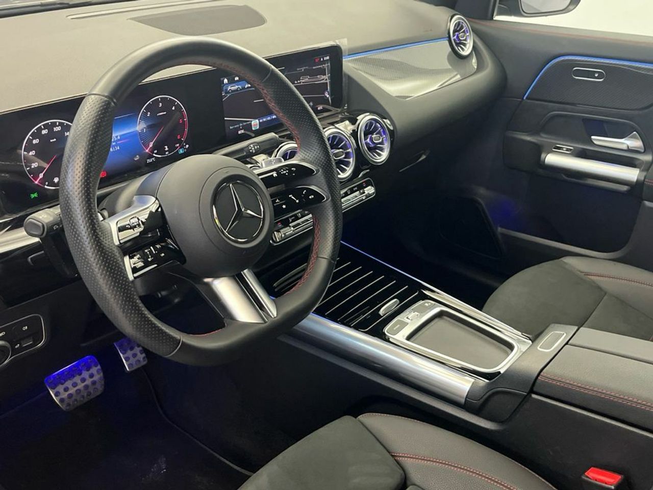 Mercedes GLA 200 d - Foto 2