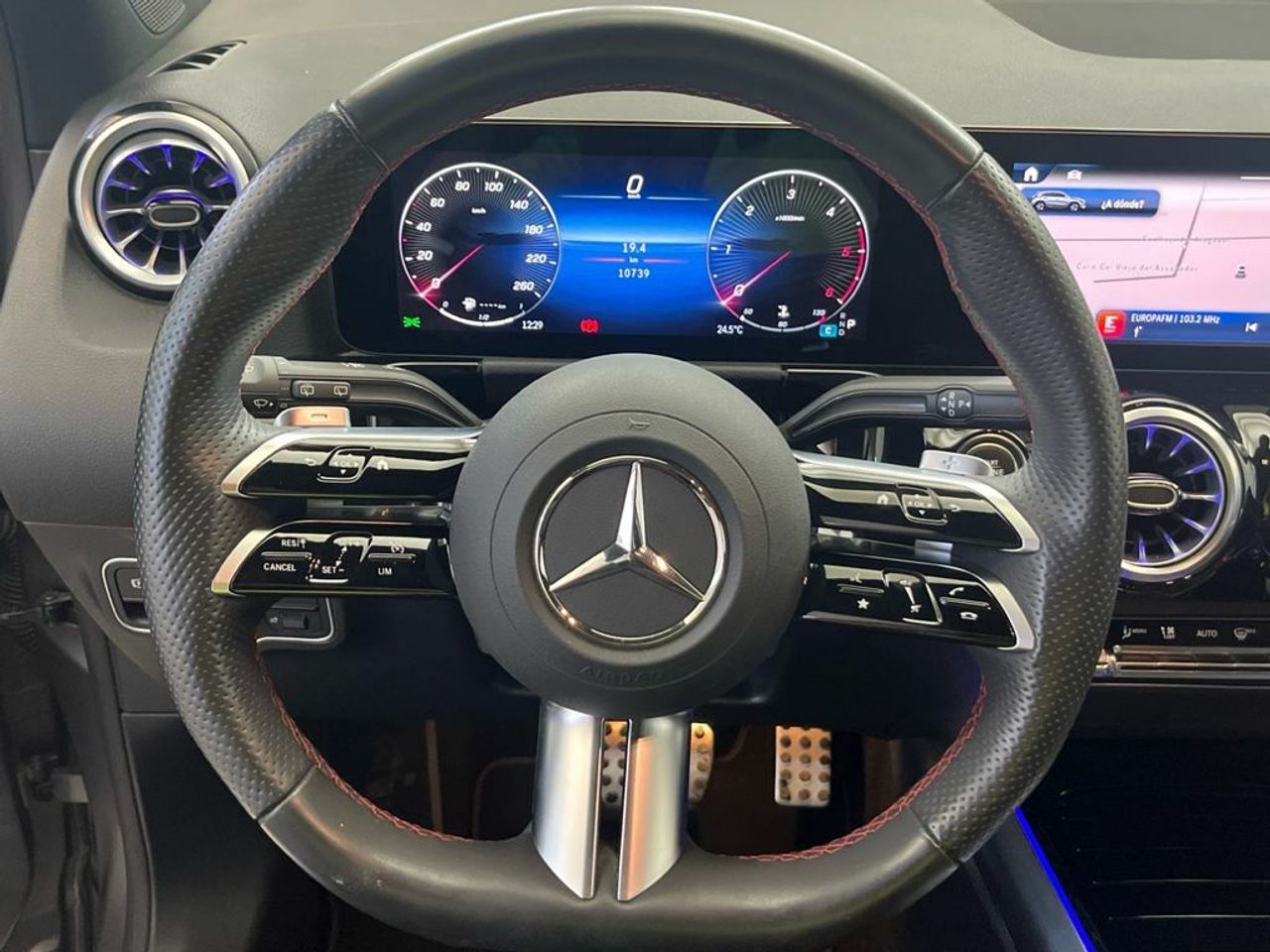 Mercedes GLA 200 d - Foto 2