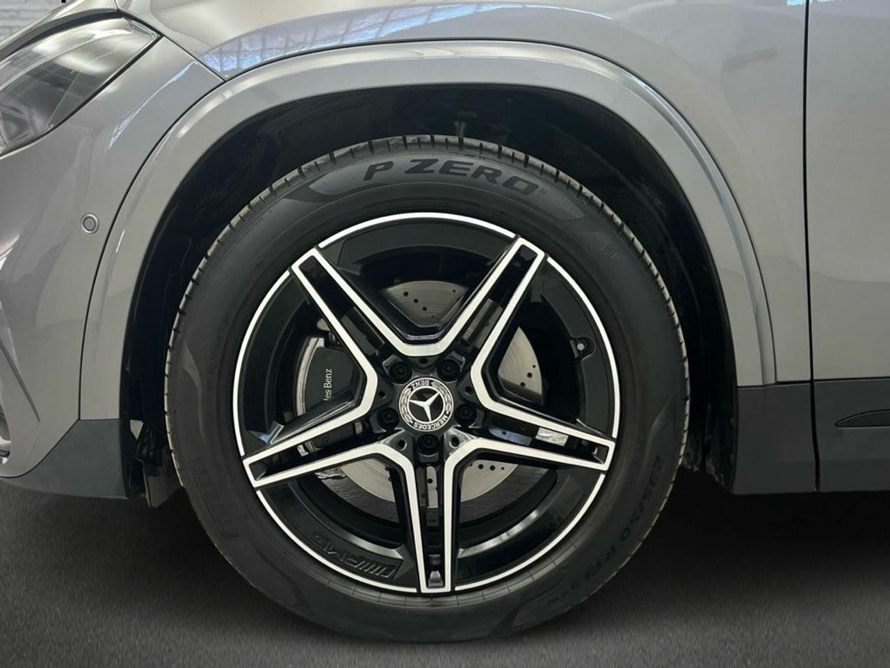 Mercedes GLA 200 d - Foto 2