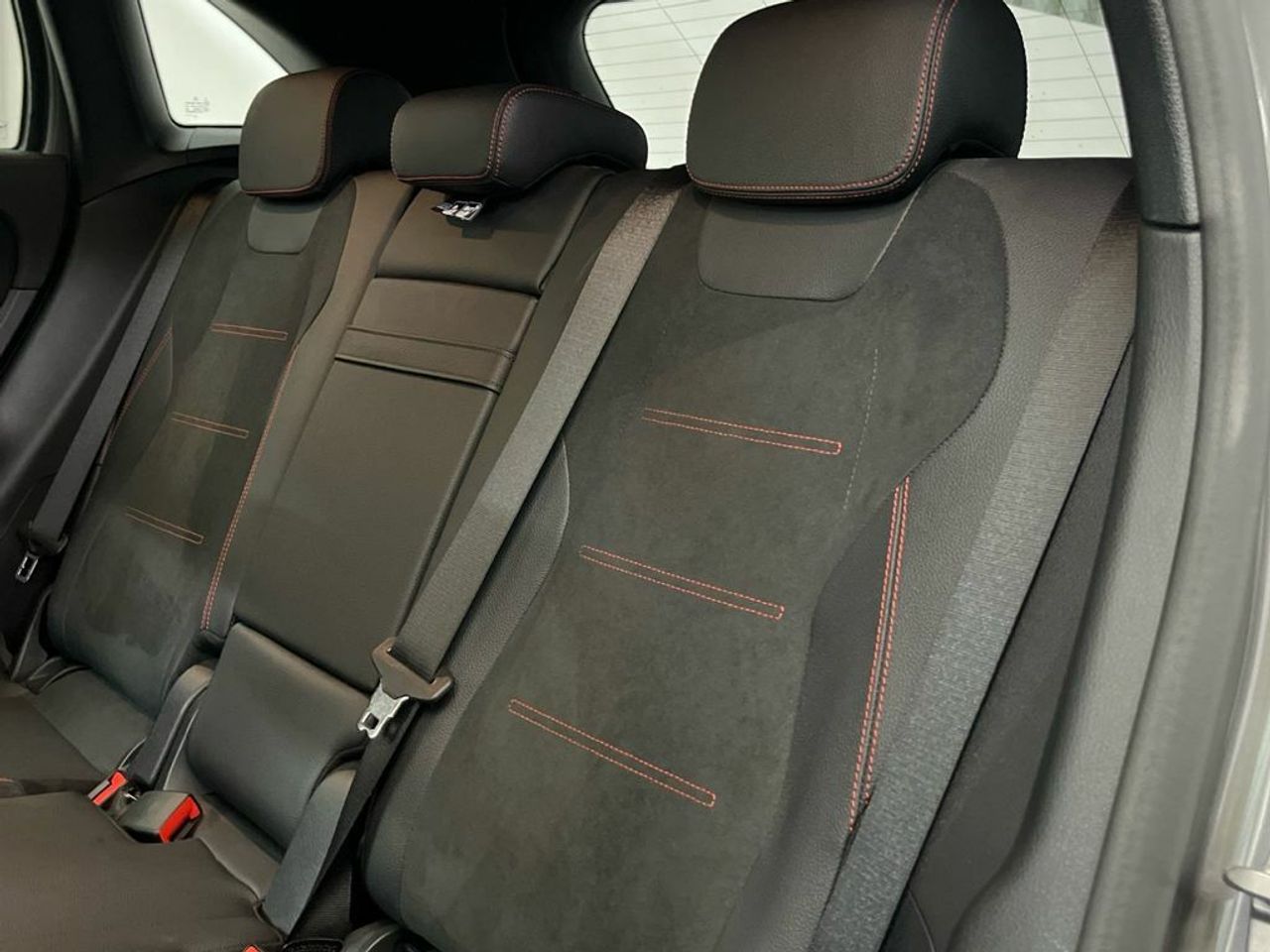 Mercedes GLA 200 d - Foto 2