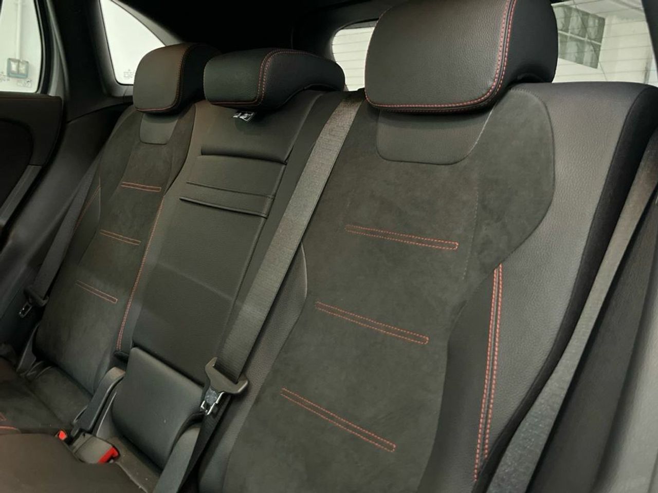 Mercedes GLA 200 d - Foto 2