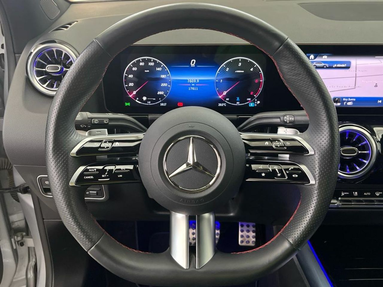 Mercedes GLA 200 d - Foto 2