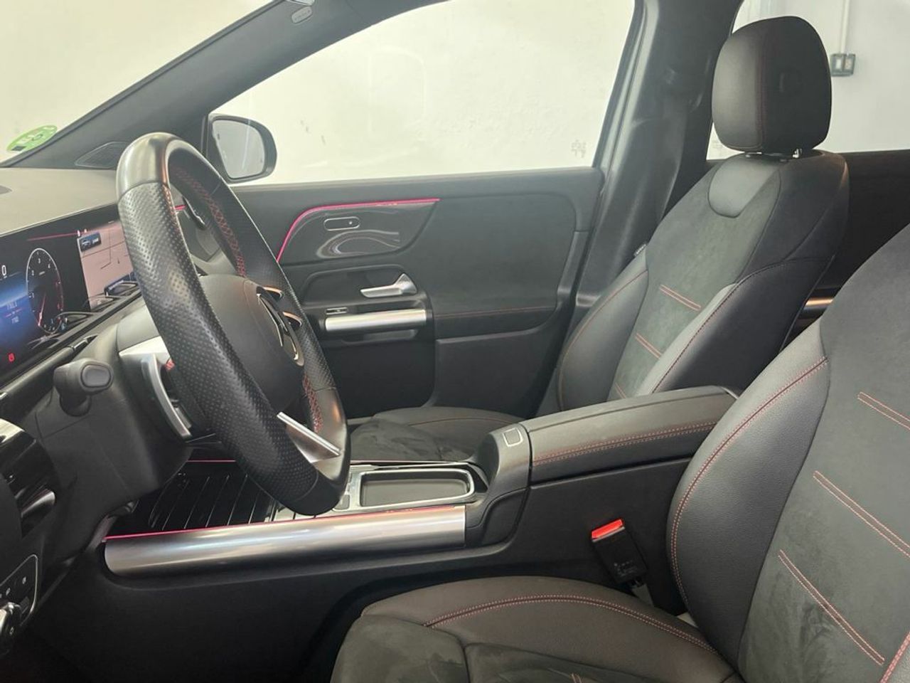 Mercedes GLA 200 d - Foto 2
