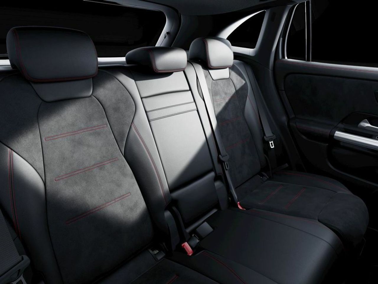 Mercedes GLA 200 D - Foto 2