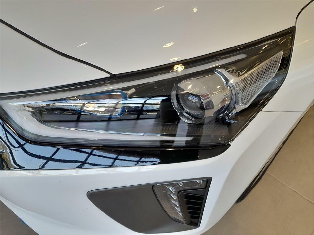 Hyundai IONIQ 1.6 GDI HEV Tecno DT - Foto 2