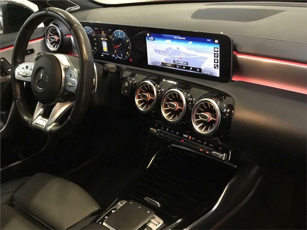 Mercedes Clase A Mercedes-AMG A 35 4MATIC+ - Foto 2
