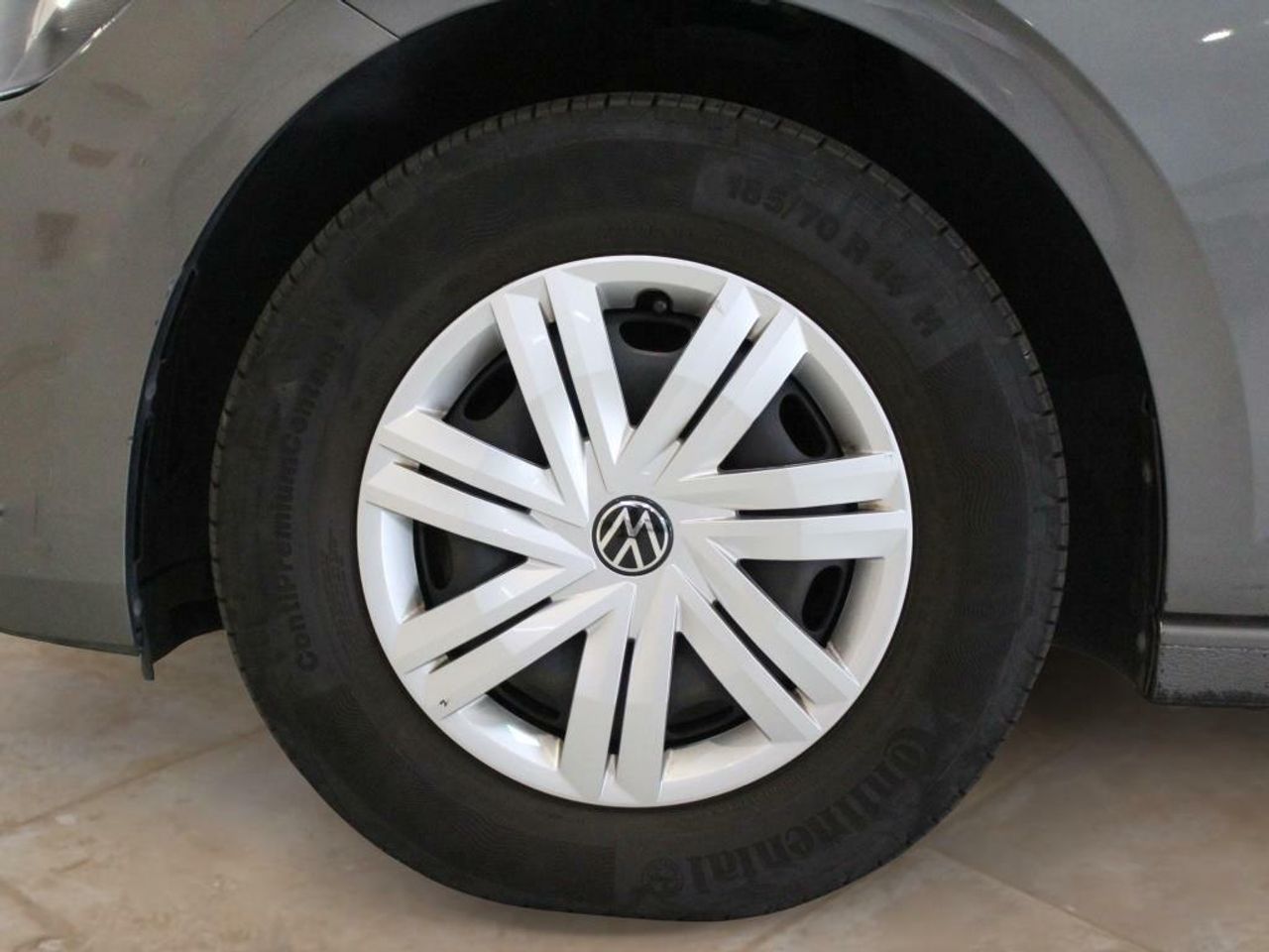 Volkswagen Polo Advance 1.0 59kW (80CV) - Foto 2