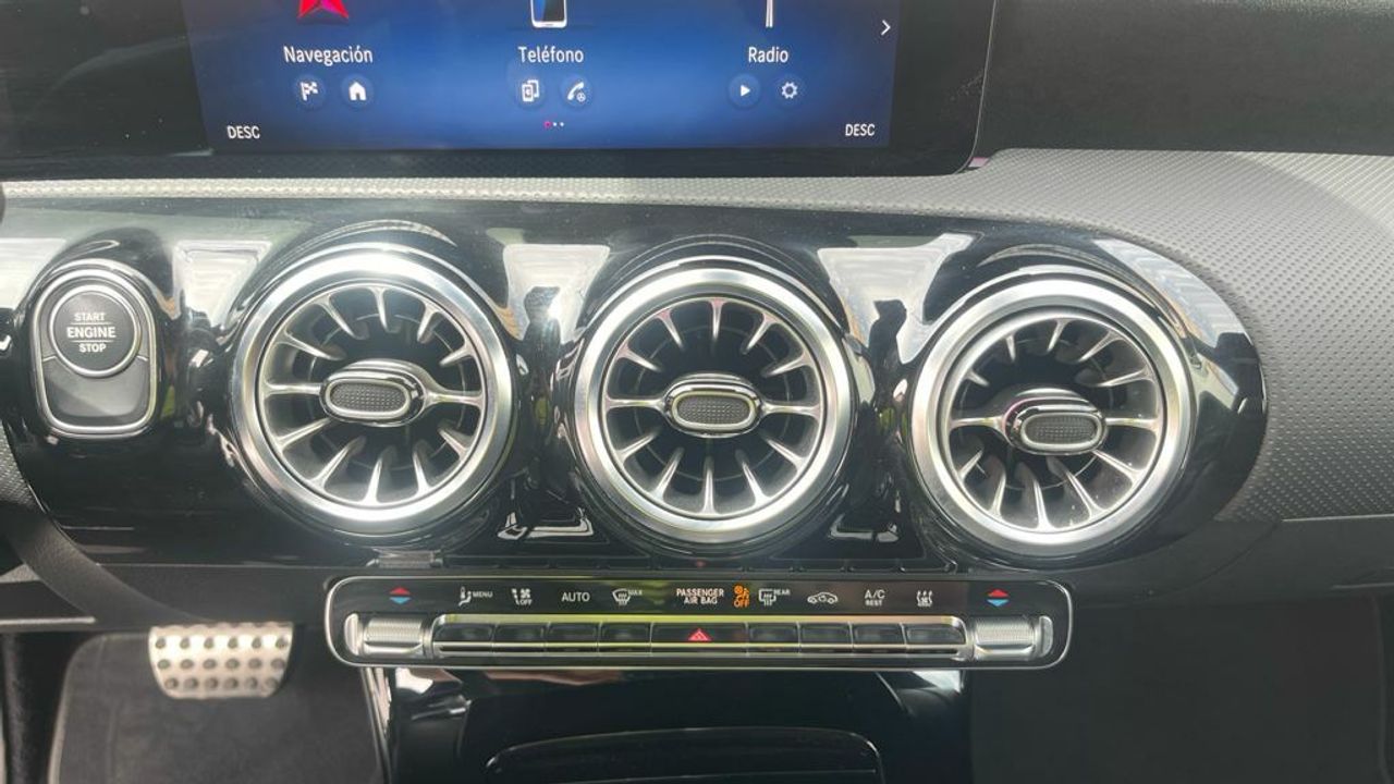 Mercedes Clase A 250 e Compacto - Foto 2