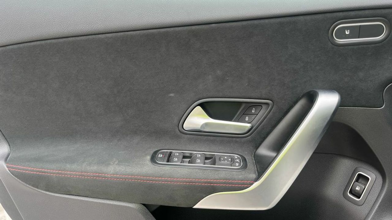 Mercedes Clase A 250 e Compacto - Foto 2