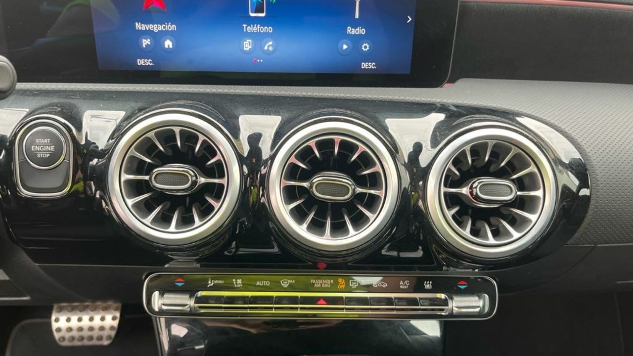 Mercedes Clase A 250 e Compacto - Foto 2