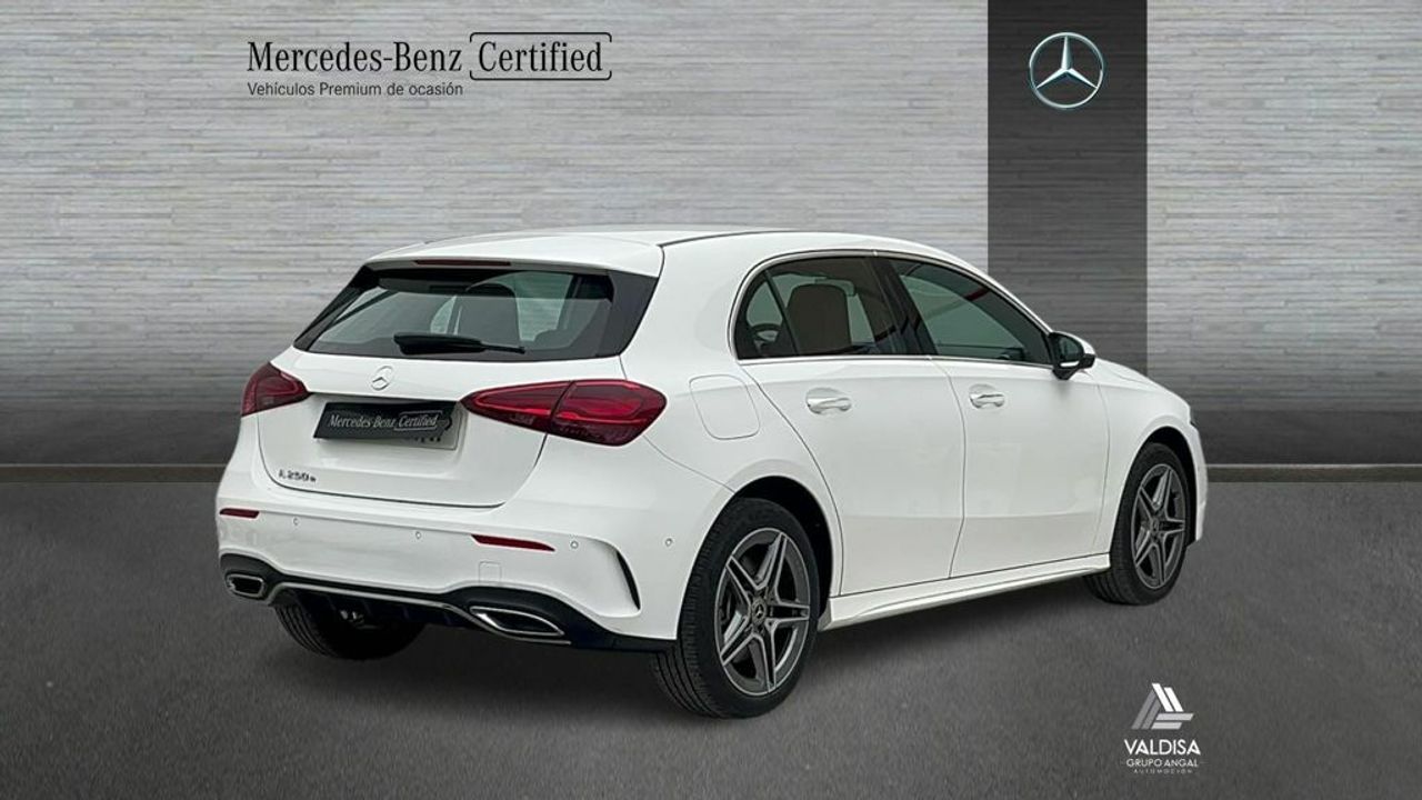 Mercedes Clase A 250 e Compacto - Foto 2