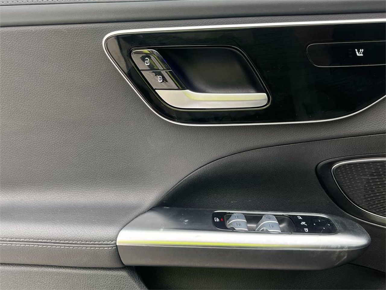 Mercedes Clase C 300 d e Berlina - Foto 2