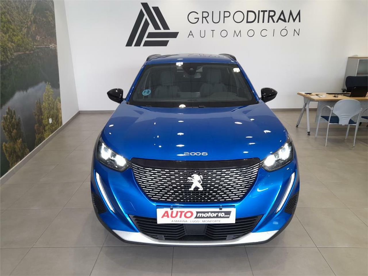 Peugeot 2008 Allure Pack Puretech 130 S&S EAT8 - Foto 2