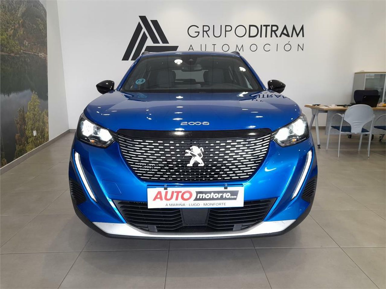 Peugeot 2008 Allure Pack Puretech 130 S&S EAT8 - Foto 2