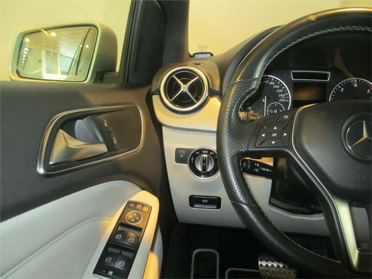 Mercedes Clase B 200 CDI Sport - Foto 2