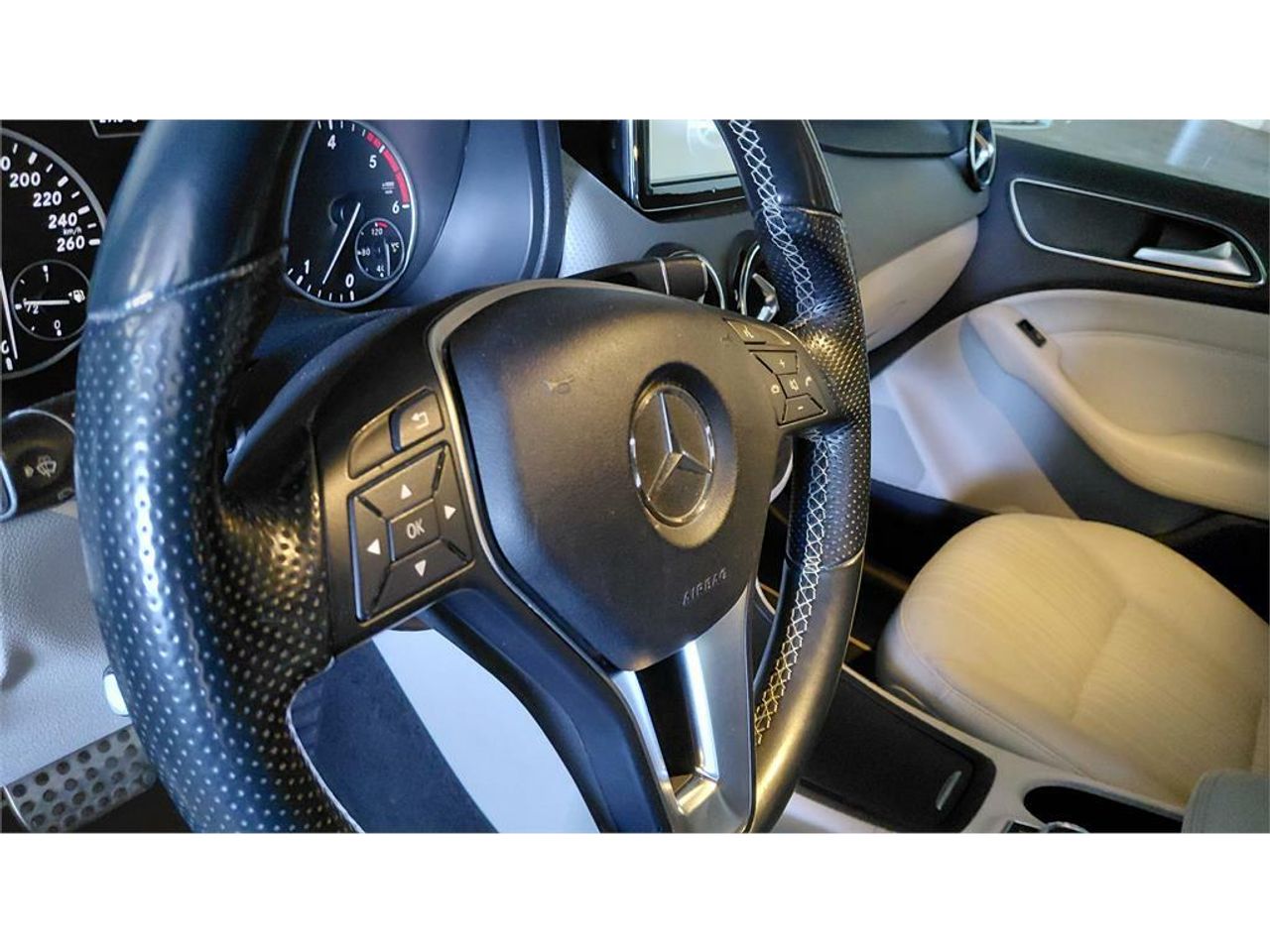 Mercedes Clase B 200 CDI Sport - Foto 2