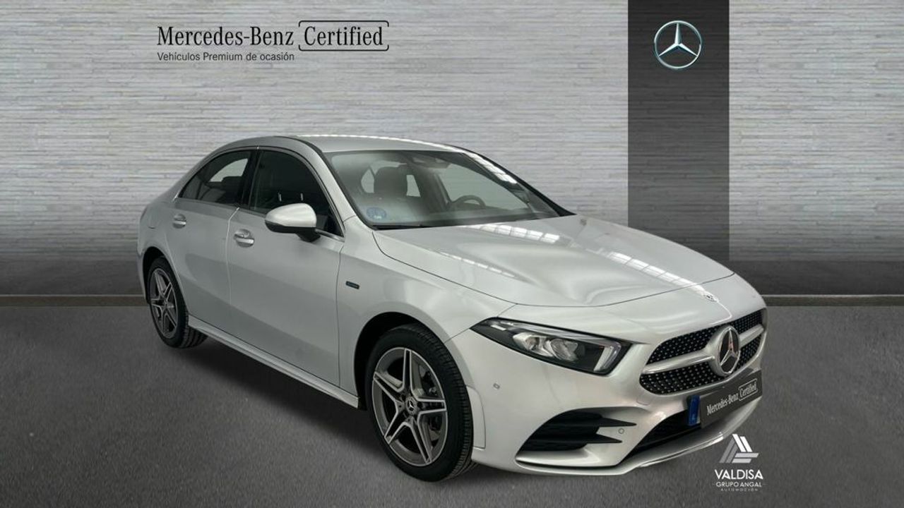 mercedes clase a 2021 / foto grande (3)