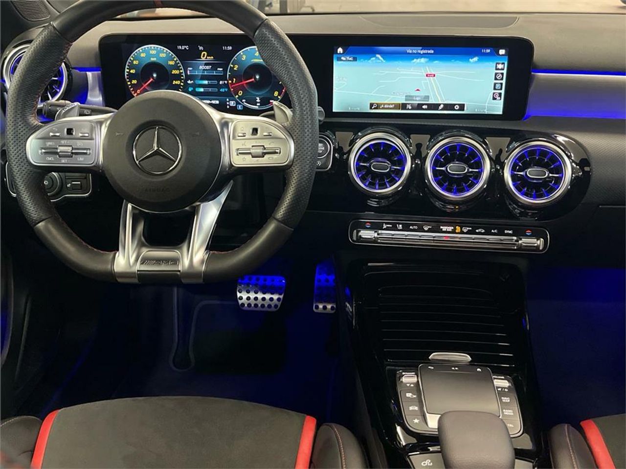 Mercedes Clase A Mercedes-AMG A 35 4MATIC+ - Foto 2