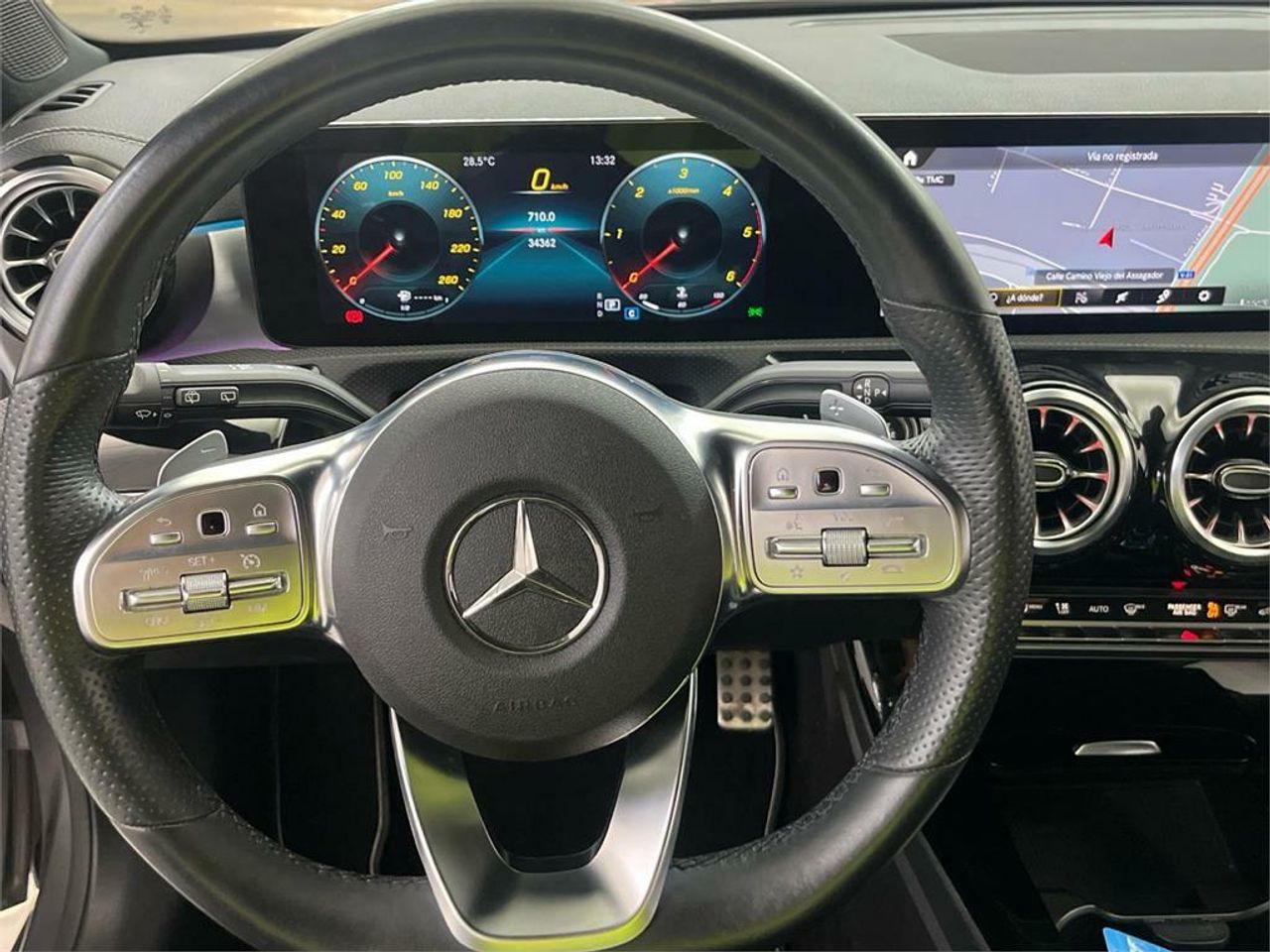 Mercedes Clase A 180 d AMG Line (EURO 6d) - Foto 2
