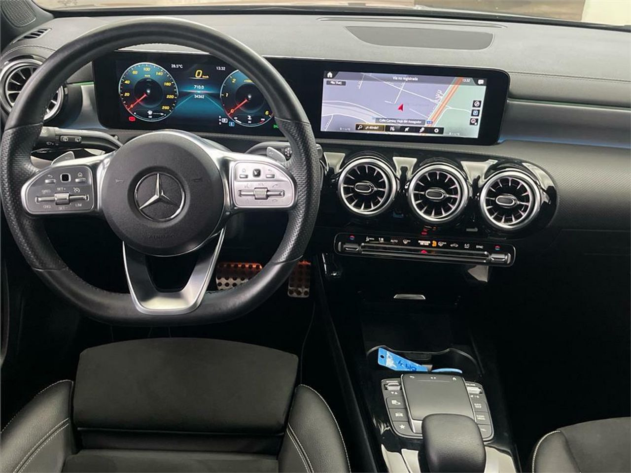 Mercedes Clase A 180 d AMG Line (EURO 6d) - Foto 2