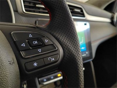 MG ZS 1.5 Luxury