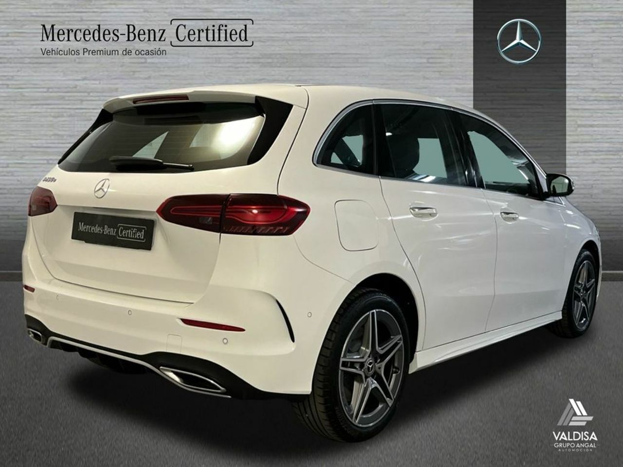 mercedes clase b 2024 / foto grande (2)