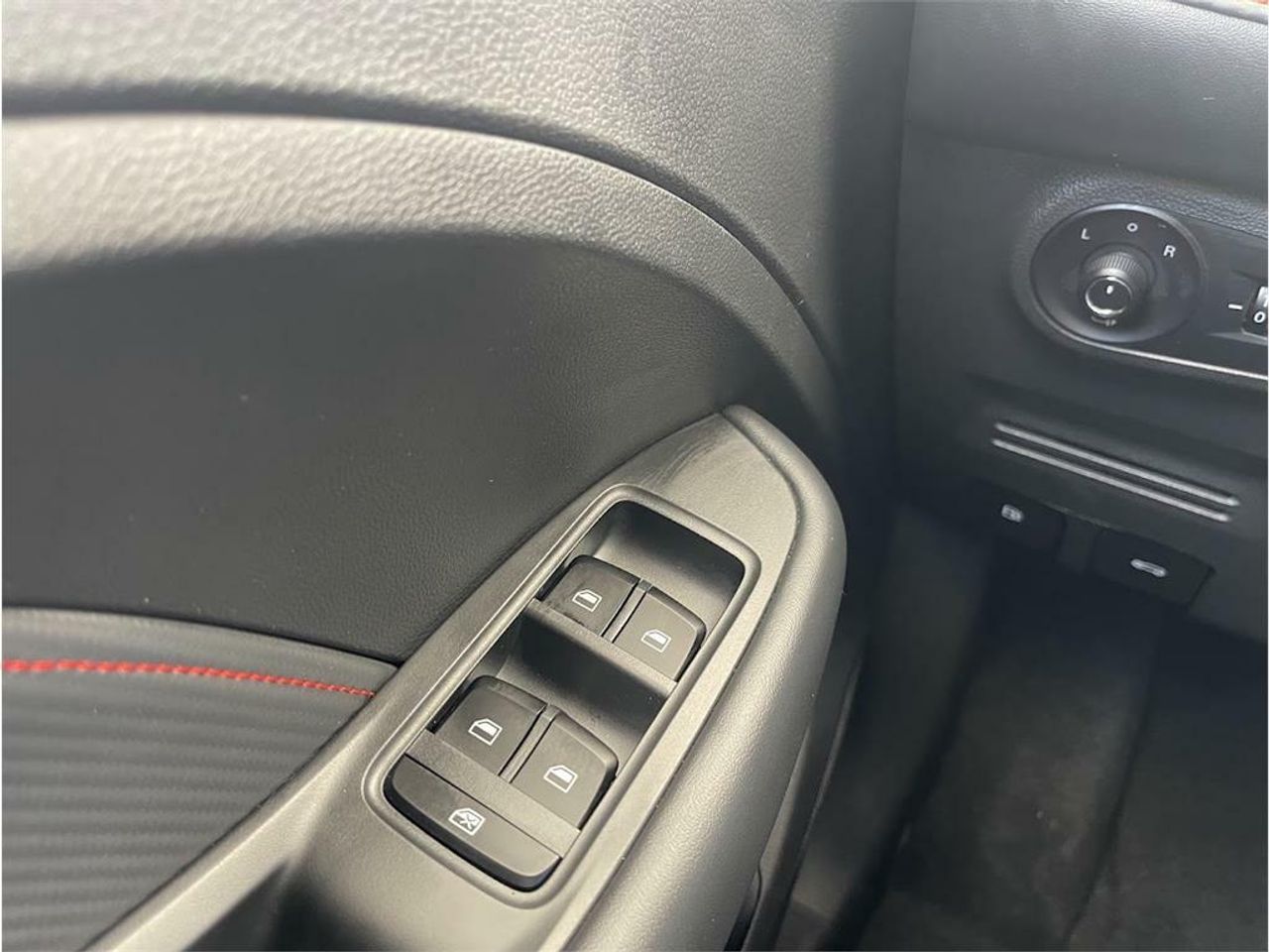 MG ZS 1.5 Luxury - Foto 2