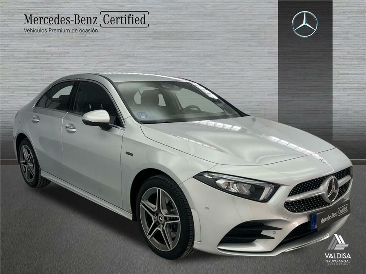 Mercedes Clase A A 250 e Sedan AMG Line (EURO 6d) - Foto 2