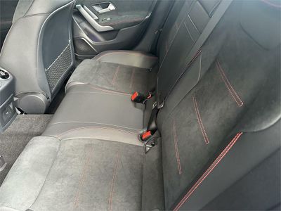 Mercedes Clase A 250 e con tecnología híbrida EQ Sedán