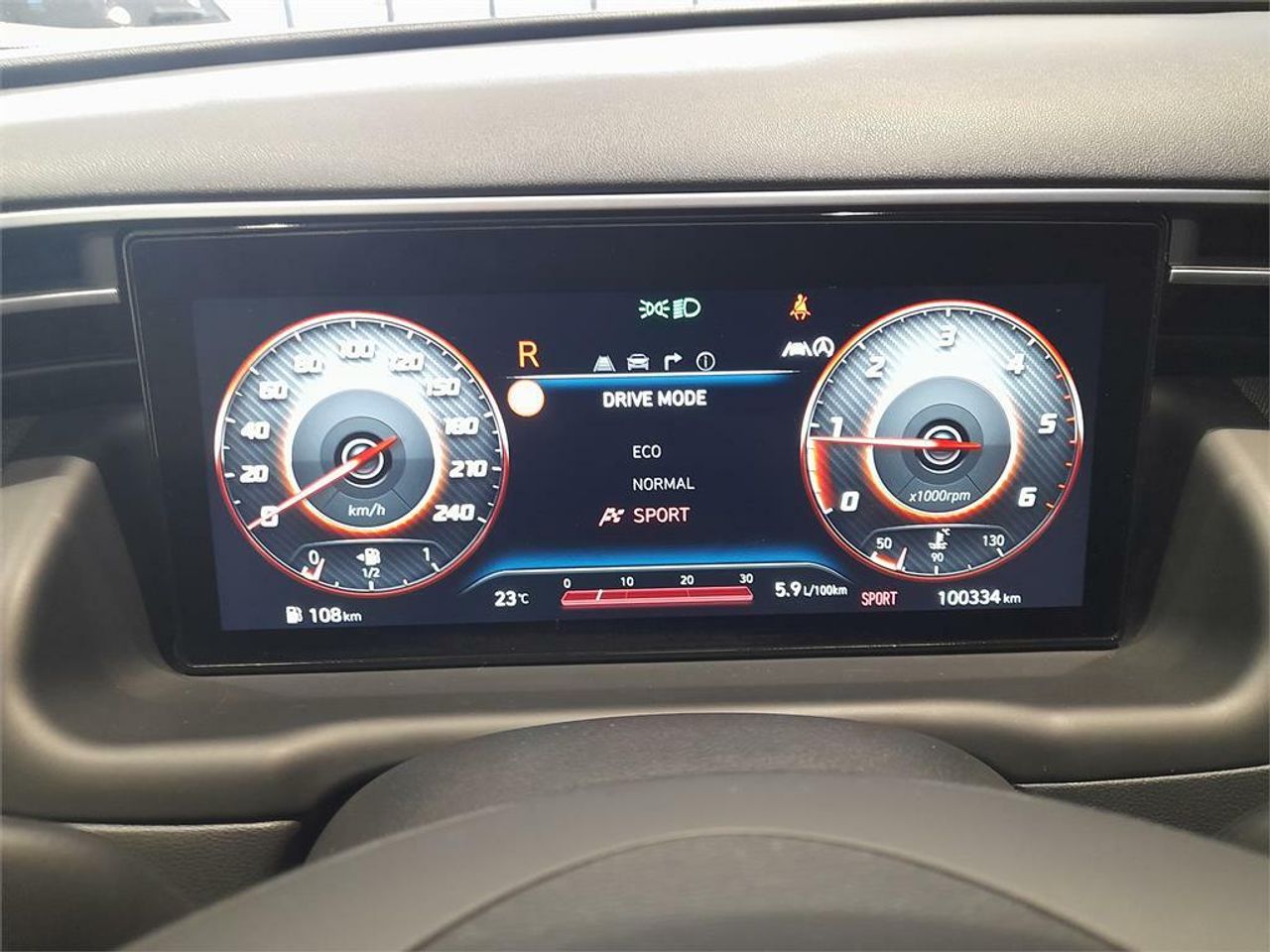 Hyundai Tucson 1.6 CRDI 100kW (136CV) 48V Tecno DCT 2C - Foto 2