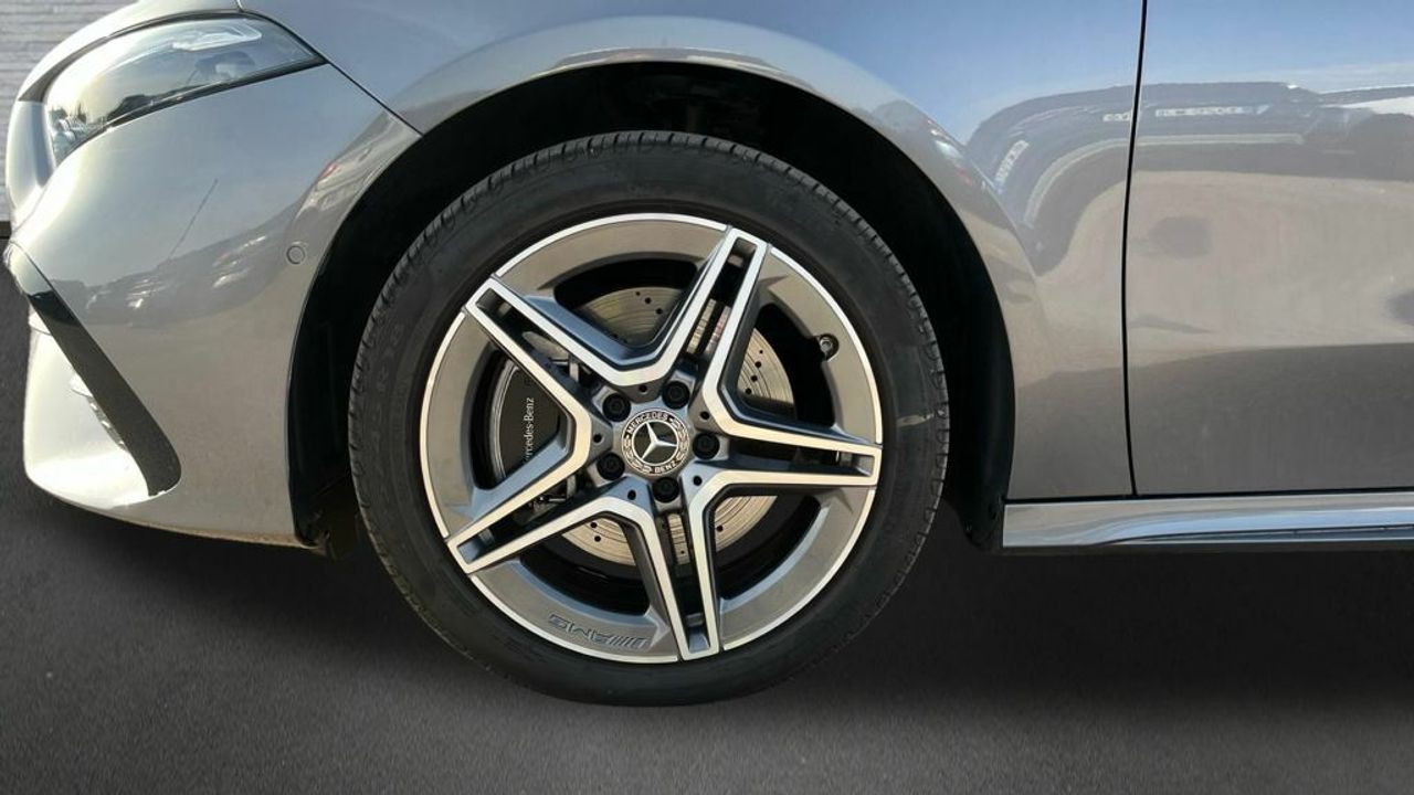 Mercedes Clase A 250 e Compacto - Foto 2