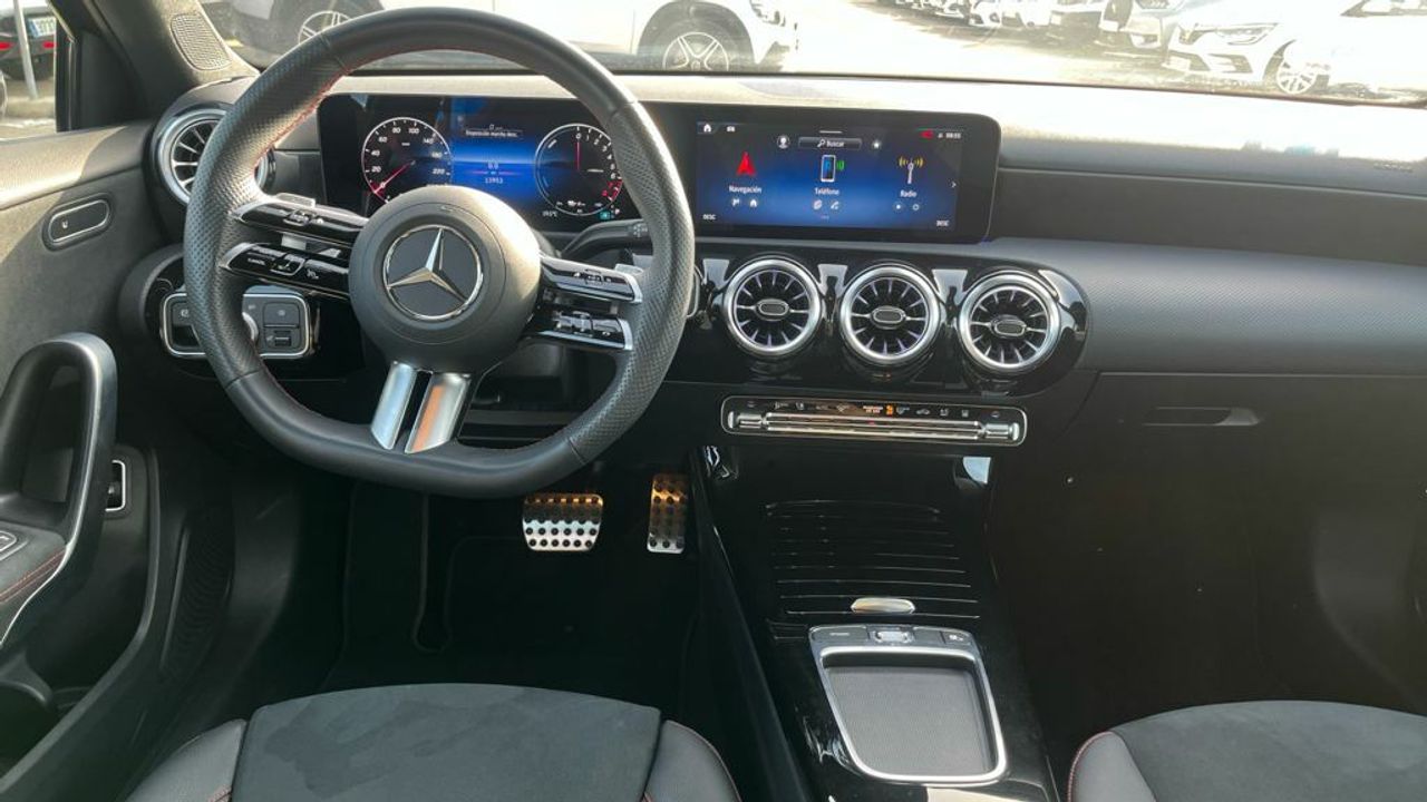 Mercedes Clase A 250 e Compacto - Foto 2