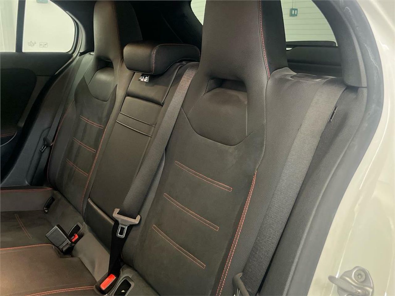 Mercedes Clase A 250 e AMG Line (EURO 6d) - Foto 2