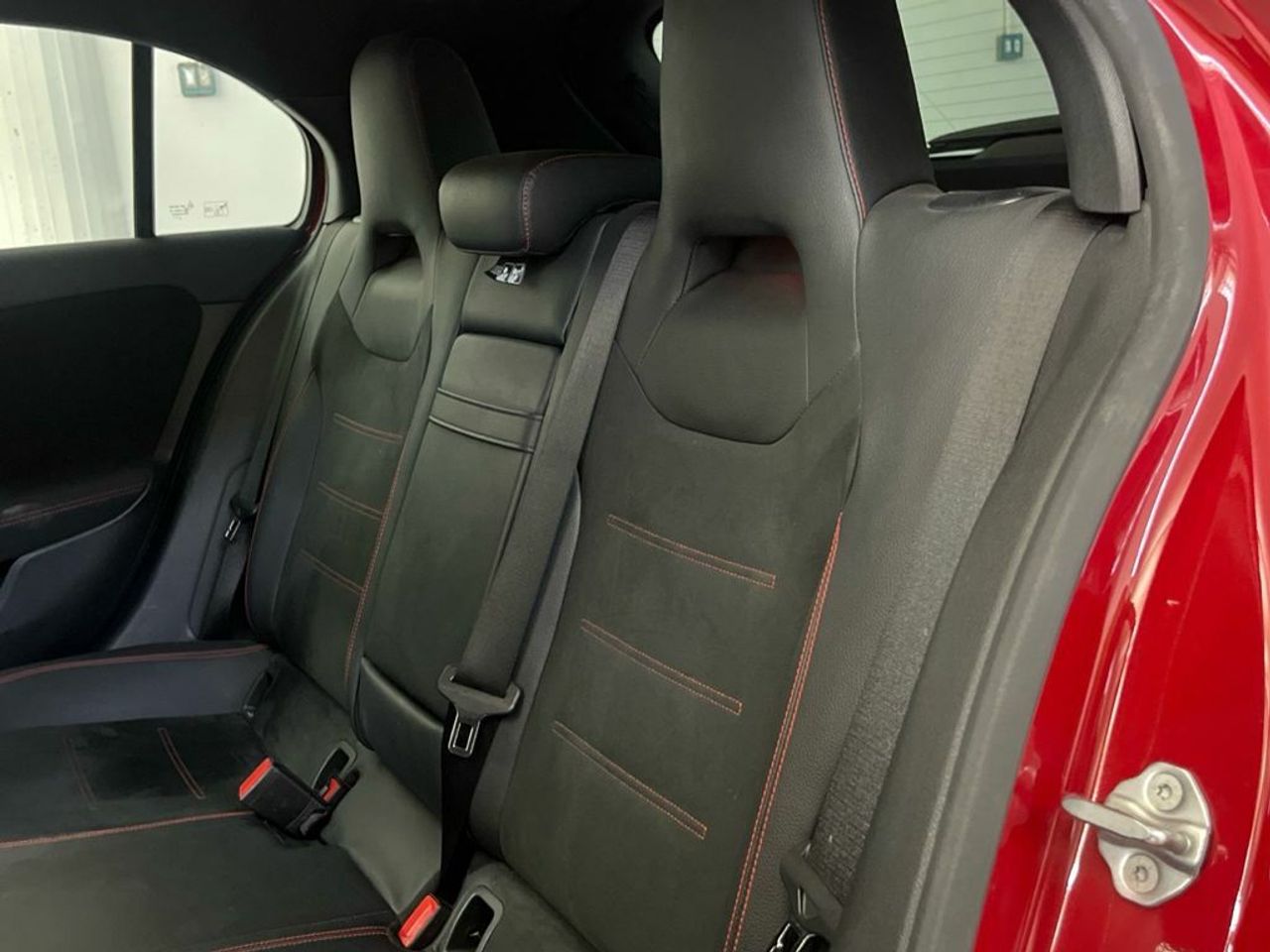Mercedes Clase A 180 d AMG Line - Foto 2