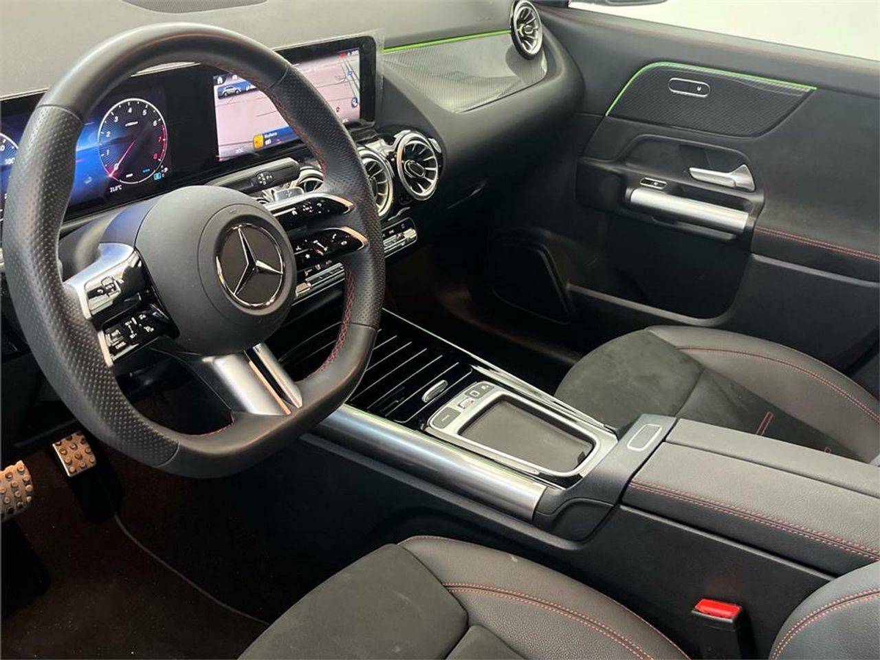 Mercedes GLA 200 - Foto 2