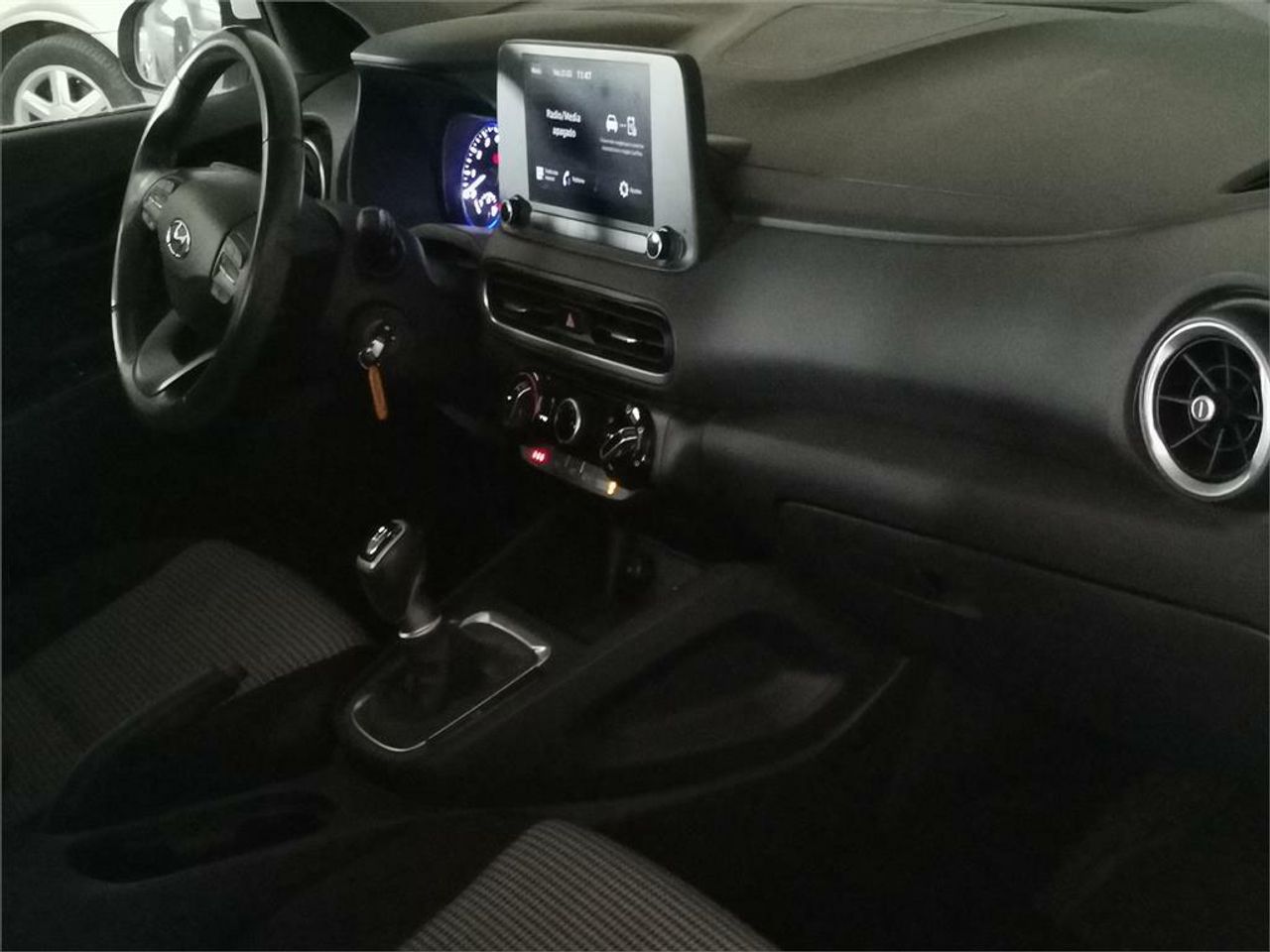 Hyundai Kona 1.0 TGDI Klass 4X2 - Foto 2