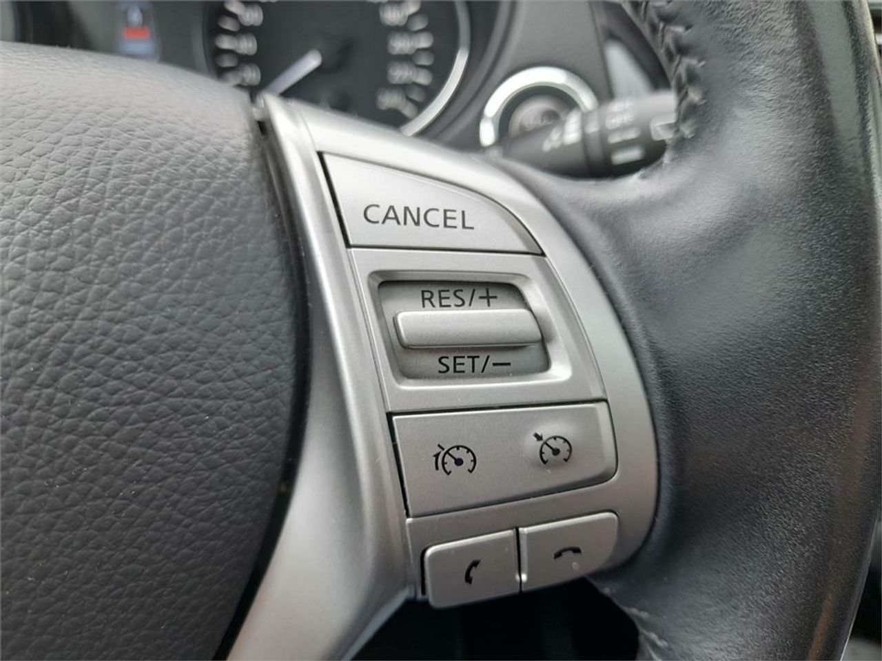 Nissan Qashqai 1.6dCi N-CONNECTA 4x2 XTRONIC - Foto 2