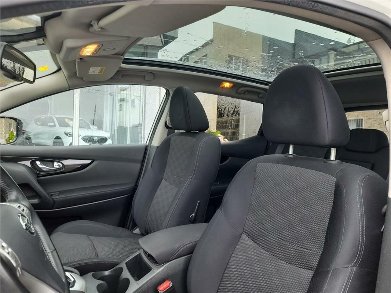 Nissan Qashqai 1.6dCi N-CONNECTA 4x2 XTRONIC - Foto 2