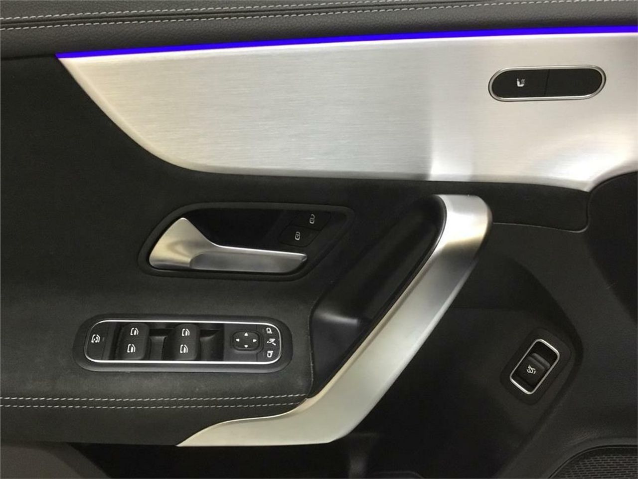 Mercedes CLA 180 - Foto 2