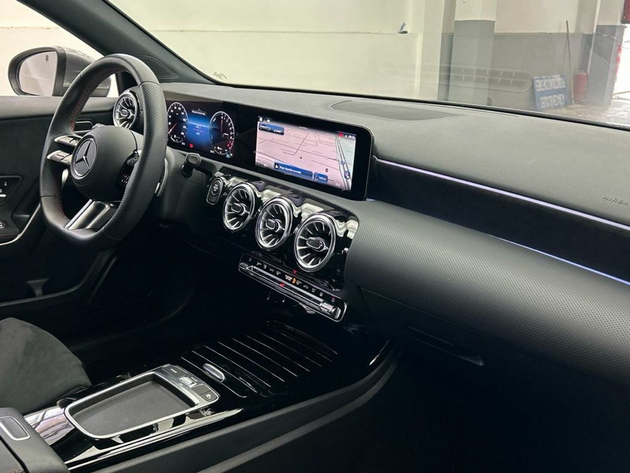 Mercedes Clase A 250 e Compacto - Foto 2